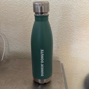 Dunkin’ Donuts 17 oz hydrating bottle